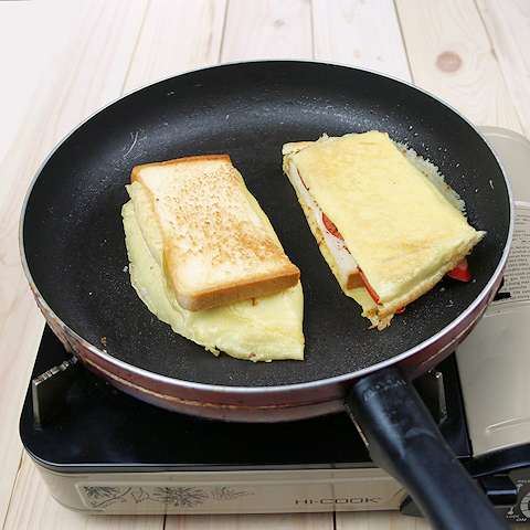 Resep Roti Bakar Sosis Pedas Step 4